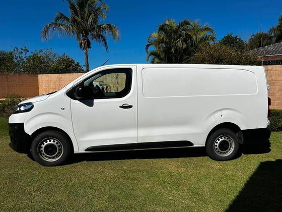 CITROËN JUMPY 1.6 BLUEHDI DIESEL FURGÃO PACK MANUAL CITROËN JUMPY 1.6 BLUEHDI DIESEL FURGÃO PACK MANUAL